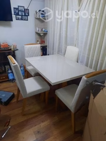 Comedor 4 sillas