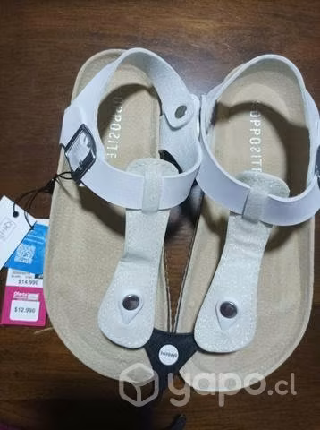 Sandalias nuevas 37