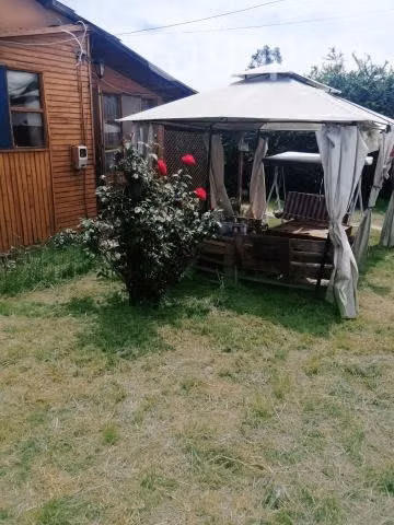 Casa con terreno en Venta - Amoblada