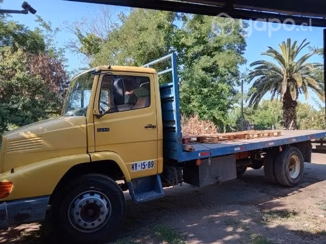 Camion mercedes benz modelo 1214