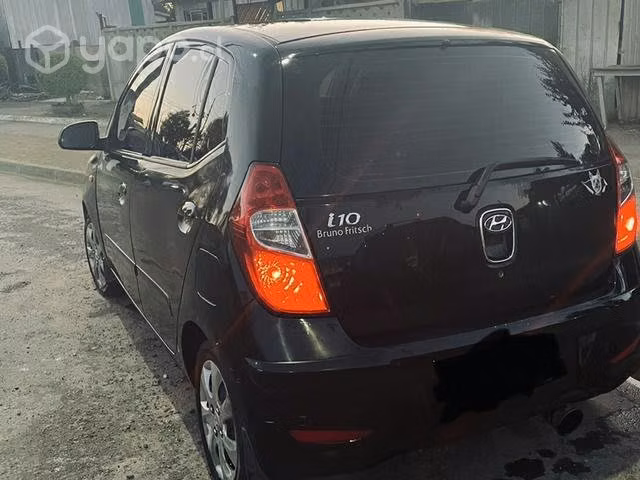 Hyndai i10 por apuro
