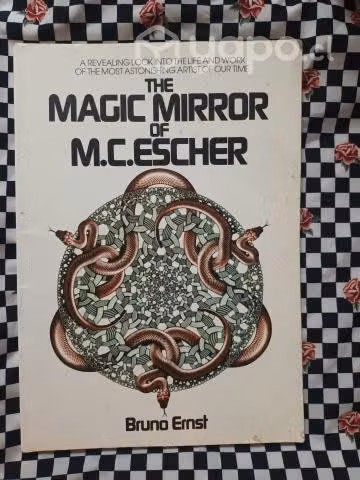 The Magic Mirror of M.C. Escher de Bruno Ernst