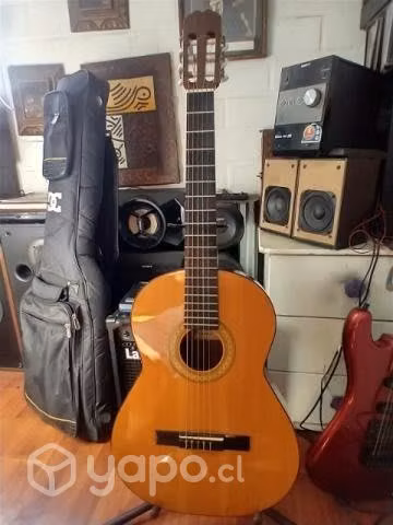 Guitarra clasica Admira