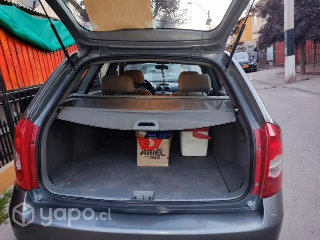 CHEVROLET OPTRA - Imagen 5