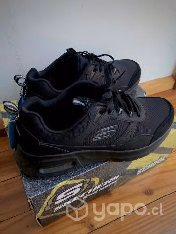 Talla 41. Skechers