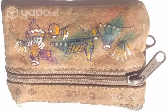 Monedero de cuero pintado
