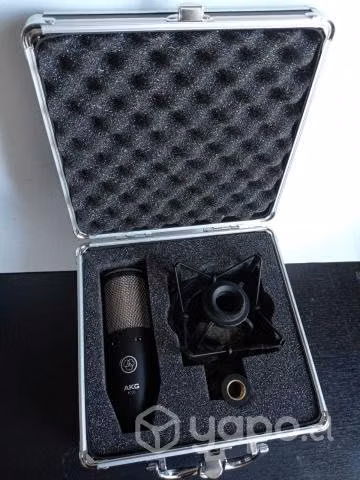 AKG P220 Microfono Condensador