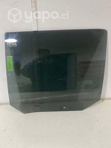Vidrio original puerta tras izq Ford Explorer 2015