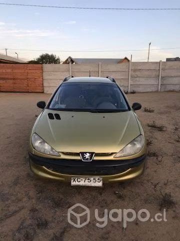 Peugeot 2004 - Imagen 2