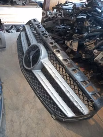 Mercedes benz a200 mascara con logo 2016 envio reg