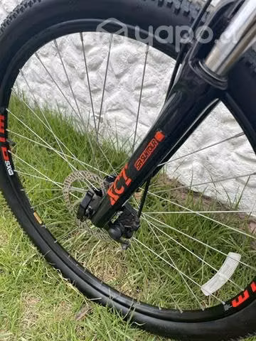 Bicicleta GT Aro 29