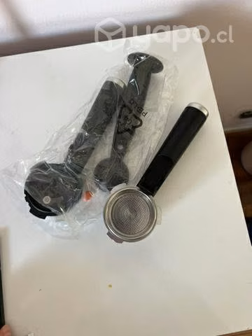 Cafetera Oster PrimaLatte como NUEVA