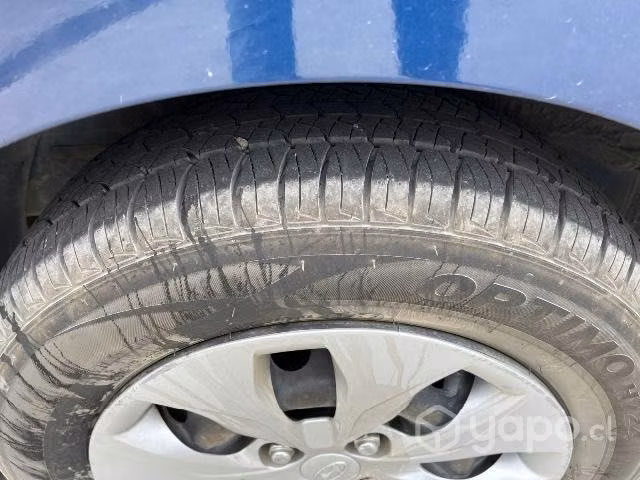 Vendo auto Hyundai Accent RB GL 1.4