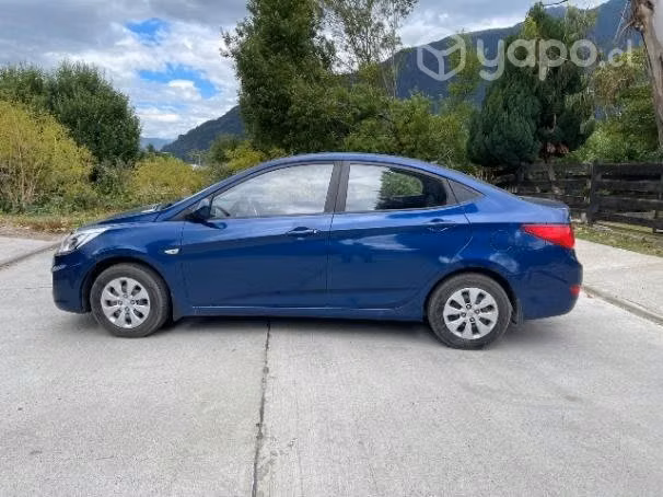 Vendo auto Hyundai Accent RB GL 1.4
