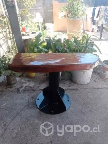 Mesa rústica