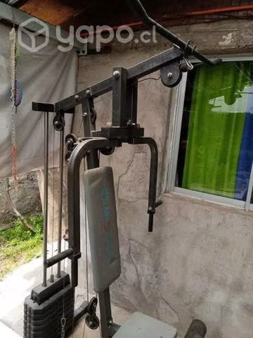 Maquina de ejercicios multinacional
