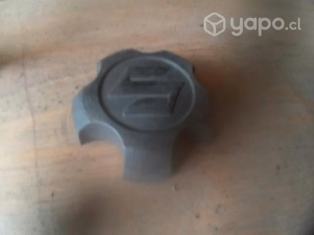 Suzuki gran vitara nomade tapa de rueda original