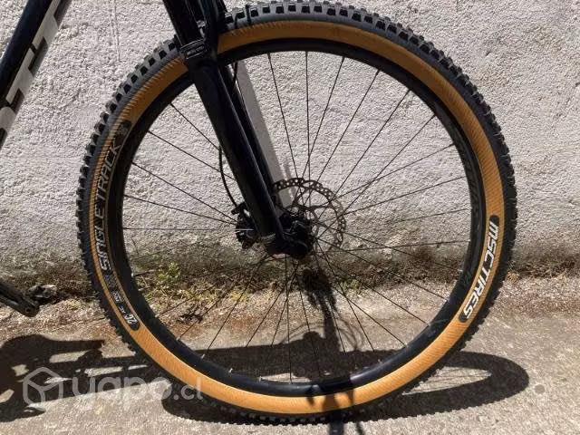 Bicicleta scott scale 950 año 2021
