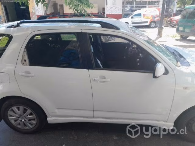 Daihatsu terios 2012