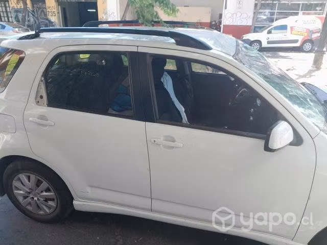 Daihatsu terios 2012