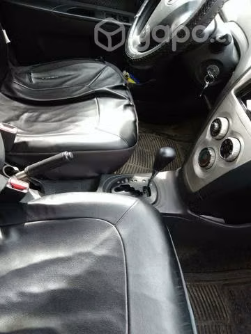 Toyota Yaris 2006 Automatico
