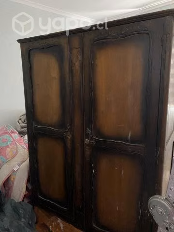 Ropero antiguo