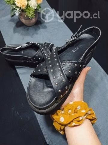Sandalias