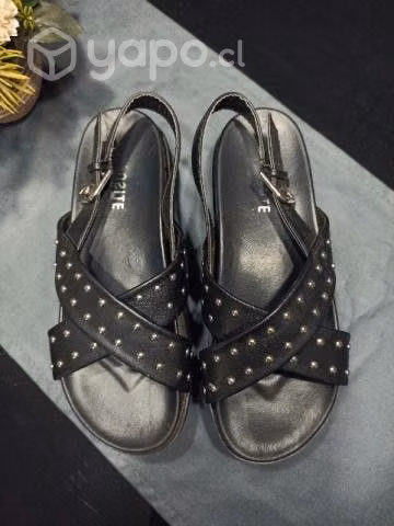 Sandalias