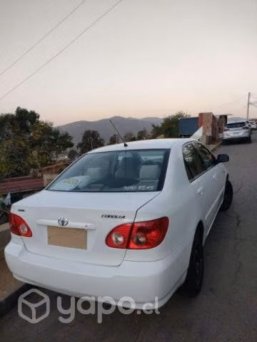 Vendo Toyota corolla - Imagen 5