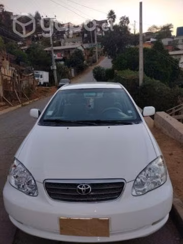 Vendo Toyota corolla - Imagen 4