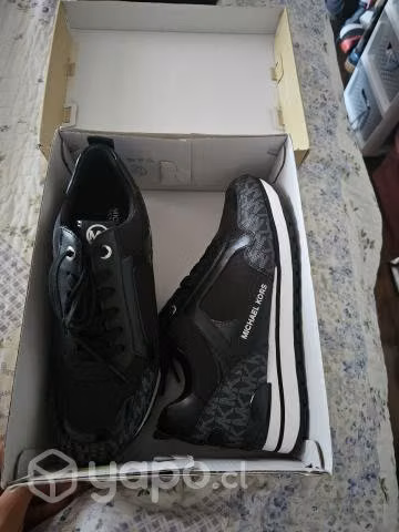 Chalas y Zapatillas - Imagen 3