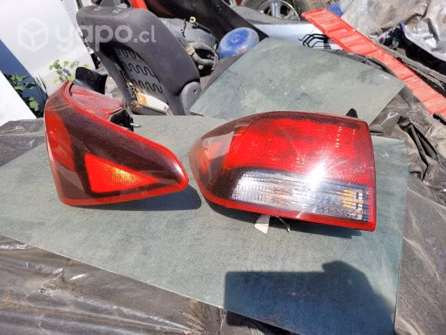 Foco trasero kia rio 4 2021