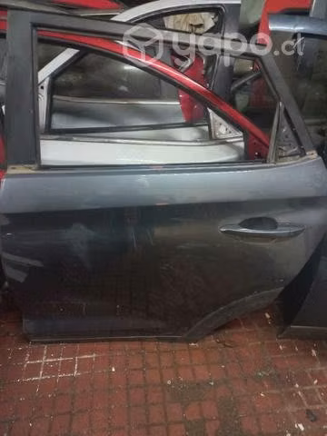 Puerta trasera izquierda hyundai Tucson 2018