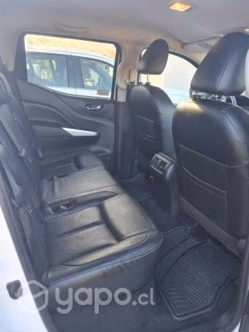 Nissan navara 2020