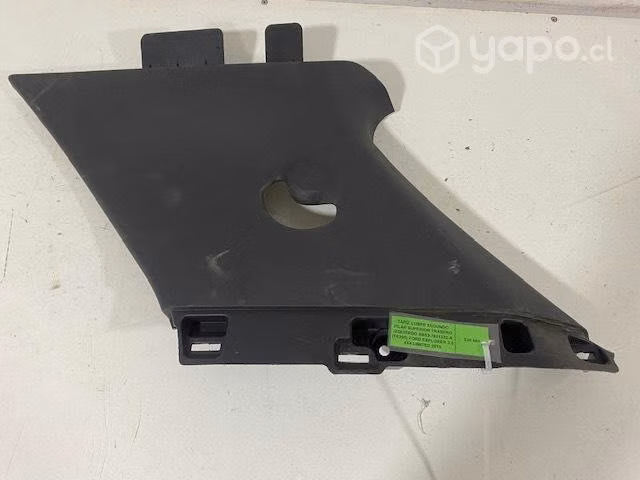 Tapiz cubre seg pilar sup tras der Explorer 2015