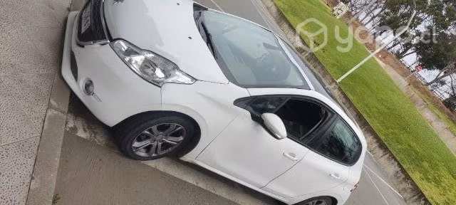 Vendo Peugeot Allure HDI 1.4 diésel full - Imagen 5