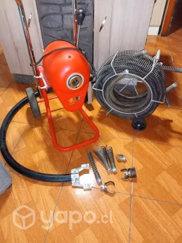 Maquina limpieza alcantarillado