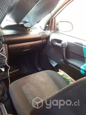 Vendo mi corsita Chevrolet 2005
