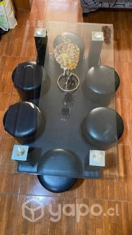 Vendo mesa de centro con 6 puff