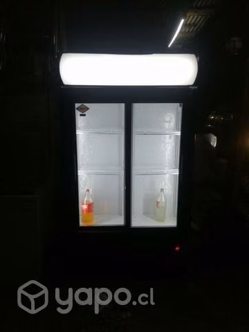 Cooler. Maigas. Puerta corredera