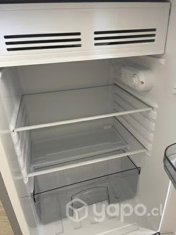 Frigobar 122 litros poco uso - Imagen 5