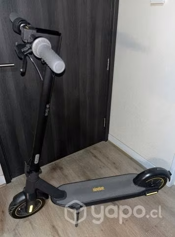 Scooter eléctrico segway maxg30p más bolso