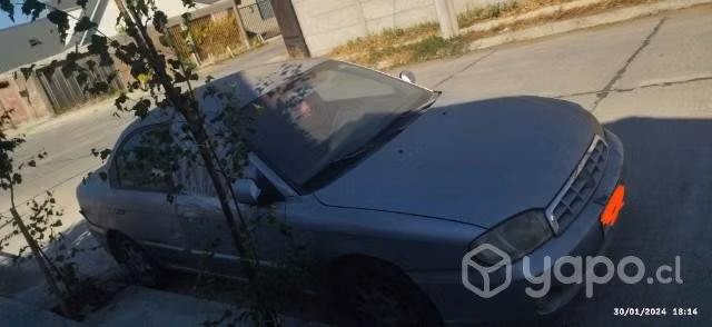Vendo auto Kia spectra