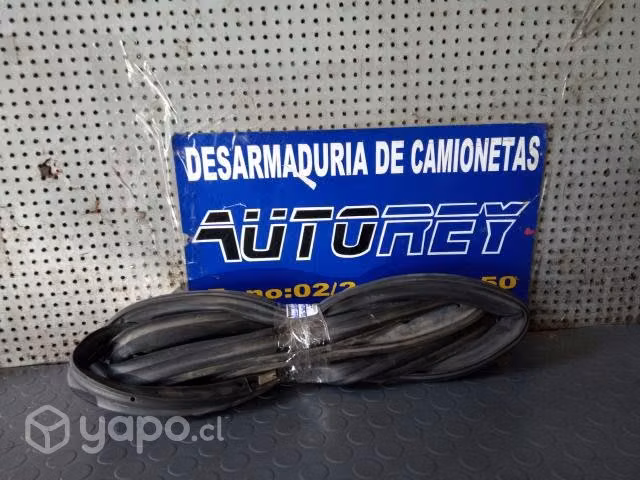 Goma contorno puerta delantera der Wall Wingle