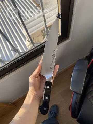 Cuchillo Pro Zwilling 23cm Chef - Imagen 2