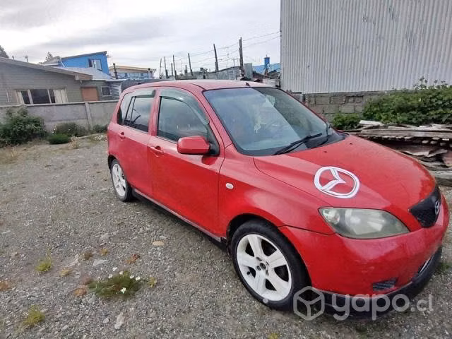 Mazda demio 2003
