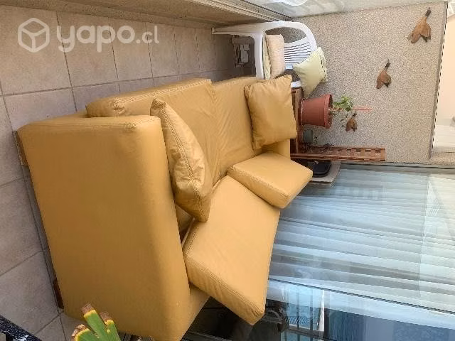 Sofa eco cuero y mesa de centro - Imagen 3