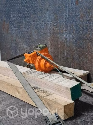 Bomba camión descarga de combustible