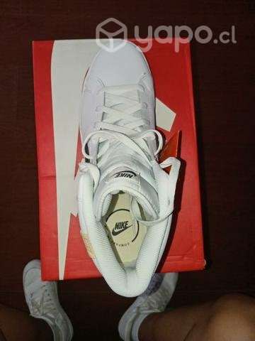 Zapatilla nike sin uso - Imagen 3