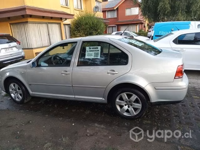 Volkswagen Bora 2.0 2011